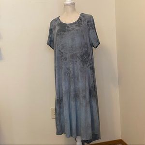 LuLaRoe Carly 2XL Tie Dye Blue & Gray